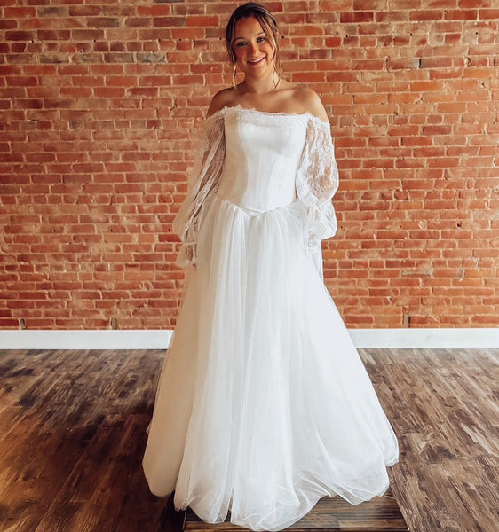 Women's A Line Tulle Wedding Dresses Boho Lace Long Sleeves Wedding Gowns for Bride