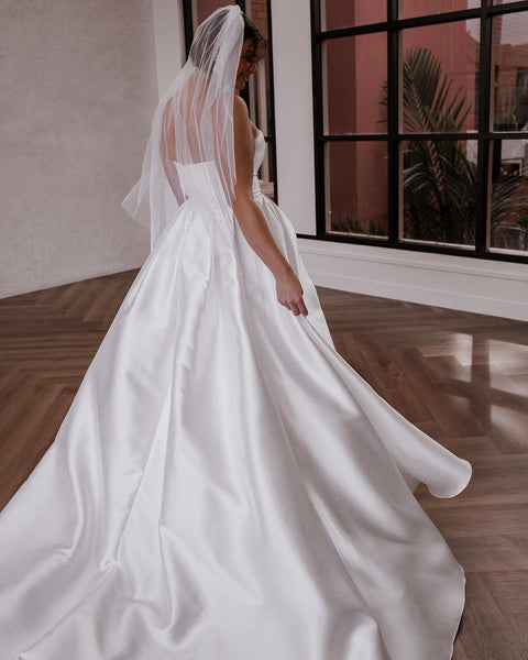 Ball Gown Strapless Satin Wedding Dresses VK23012703