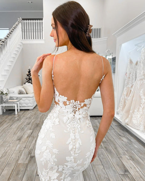Charming Mermaid V Neck Wedding Dresses with Appliques VK121101