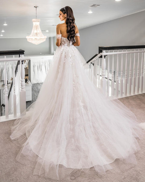 Charming A Line Off the Shoulder Tulle Wedding Dresses with Appliques VK120804