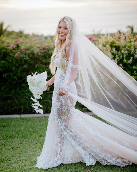 Gorgeous Mermaid Off the Shoulder Lace Wedding Dresses with Train VK120601