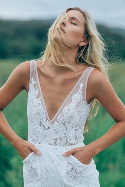 Charming Wedding Dress V Neck Sheath Wedding Gowns,Sweep Train Appliques Bridal Dresses VK0401007