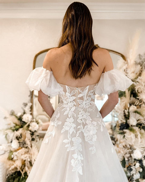 Cute A Line Sweetheart Tulle Wedding Dresses with Lace VK120607
