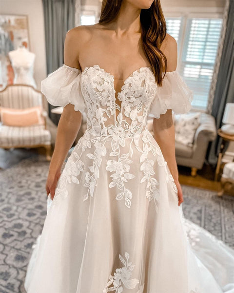 Cute A Line Sweetheart Tulle Wedding Dresses with Lace VK120607