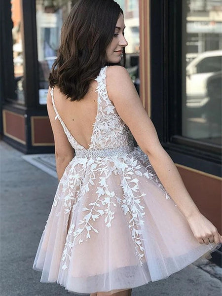 A-Line V Neck White Appliques Short Homecoming Dress VK0101017