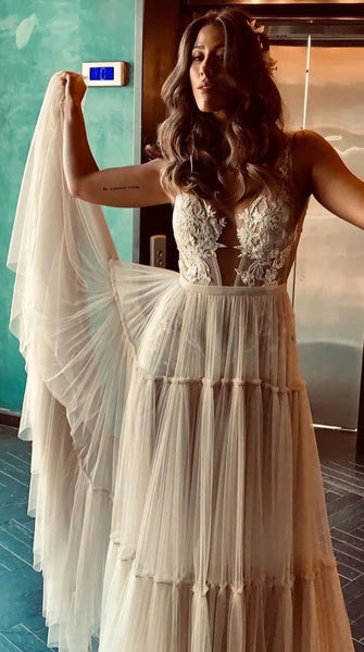 Boho A-Line V Neck Open Back Tulle Lace Wedding Dresses VK0105028