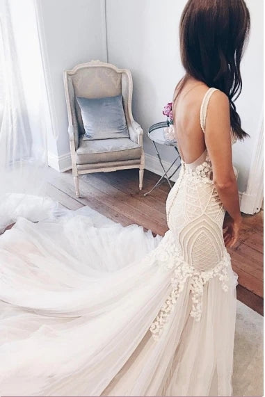 Free Shipping Charming Elegant Mermaid Zipper Back Lace Tulle Long V Neck Modest Wedding Dresses With Appliques VK0401011