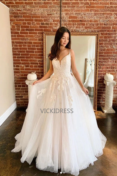 Charming A-Line V Neck Tulle Wedding Dresses with Appliques,2020 Bridal Gown