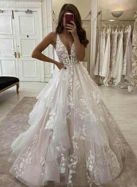 Elegant Ball Gown V Neck Wedding Dresses with Appliques VK050901